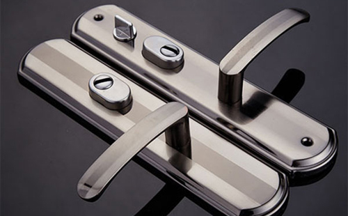 臨海上門換鎖(開鎖公司的電話)